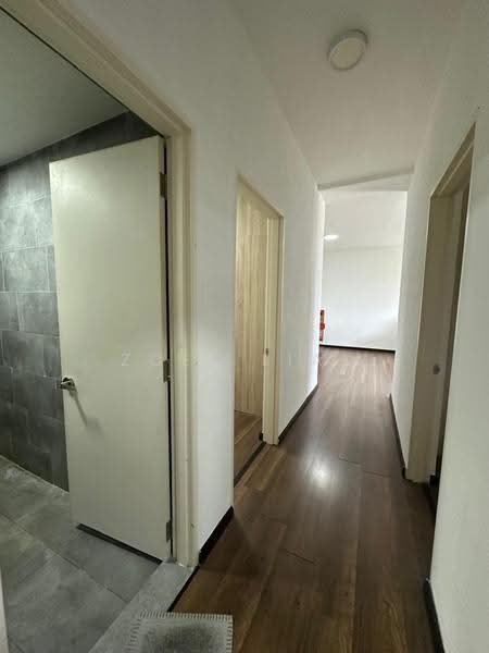 Kondominium untuk Disewa di Maya - Zoey Liau - Corridor - PropertyGuru.com.my