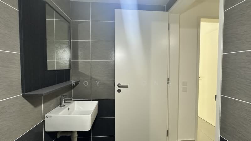 Kediaman Servis untuk Dijual di D'Clover Residences - Roy Chong - PropertyGuru.com.my