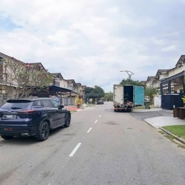 Semi-Detached House for Sale in Bangi (Selangor) - Robin Loh - PropertyGuru.com.my
