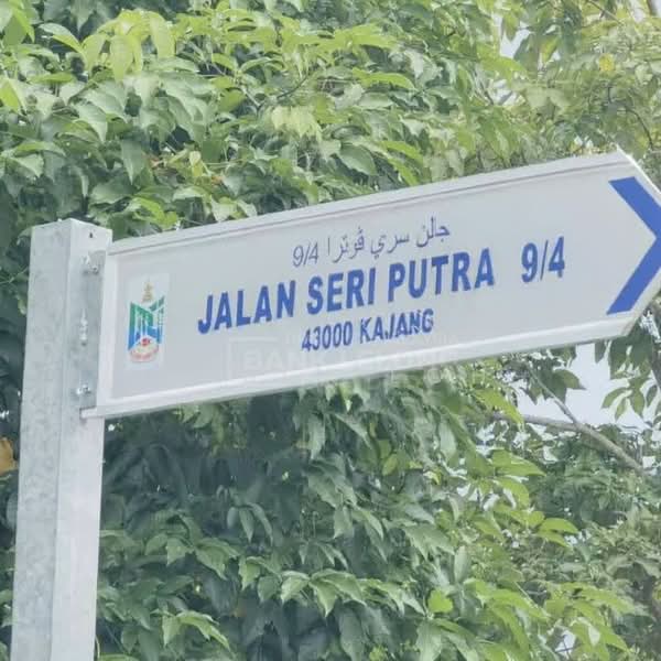 Semi-Detached House for Sale in Bangi (Selangor) - Robin Loh - PropertyGuru.com.my