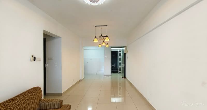 Pangsapuri untuk Disewa di Putra 1 - Reen Mohamad - Living Room - PropertyGuru.com.my
