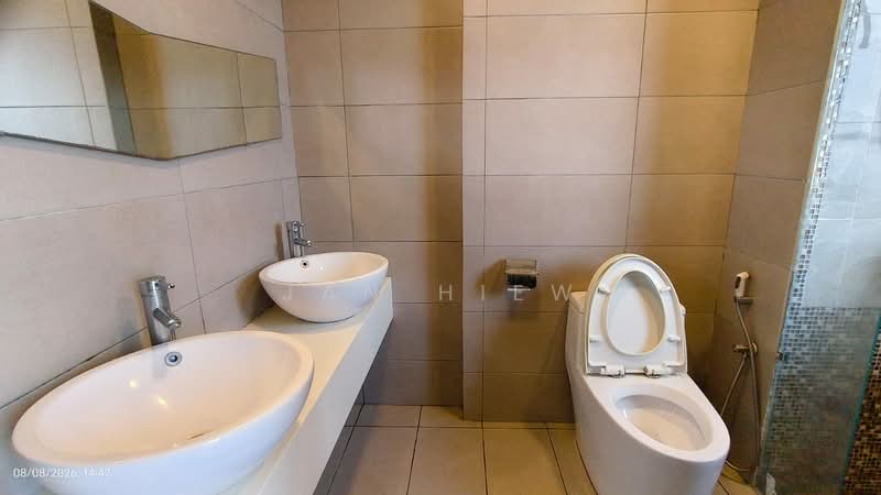 Servis Apartment untuk Disewa di D'Latour - Jan Hiew - Bathroom - PropertyGuru.com.my