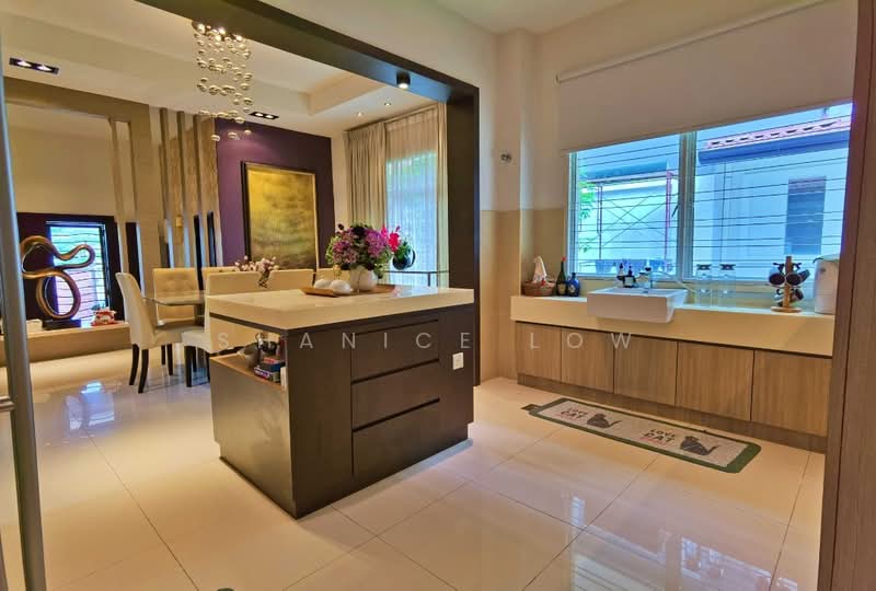 Rumah Banglo untuk Dijual di Bandar Puteri Puchong (Puchong) - Shanice Low - Kitchen - PropertyGuru.com.my