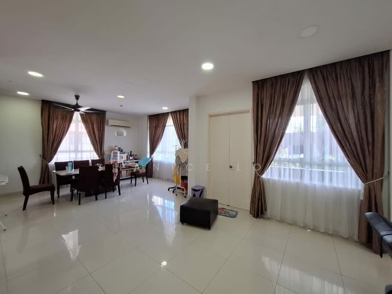 Rumah Banglo untuk Dijual di Bandar Puteri Puchong (Puchong) - Shanice Low - Living Room - PropertyGuru.com.my