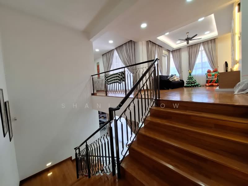 Rumah Banglo untuk Dijual di Bandar Puteri Puchong (Puchong) - Shanice Low - Living Room - PropertyGuru.com.my