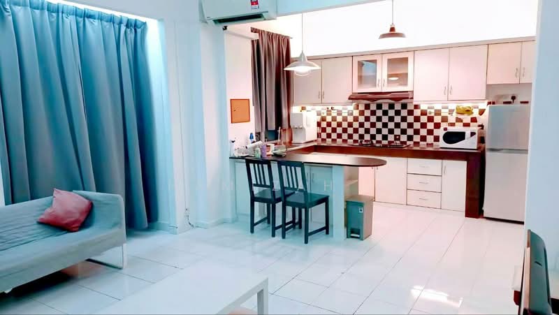 Kondominium untuk Disewa di Bukit OUG Condominiums - Hamizah . - Living Room - PropertyGuru.com.my