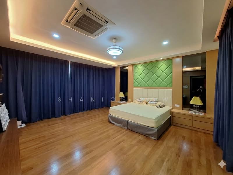 Rumah Banglo untuk Dijual di Bandar Puteri Puchong (Puchong) - Shanice Low - Bedroom - PropertyGuru.com.my