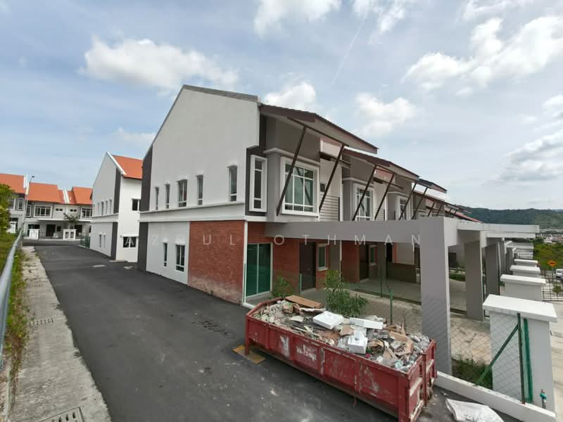 2-storey Terraced House for Sale in Seremban 2 (Negeri Sembilan) - Azrul Othman - Exterior - PropertyGuru.com.my