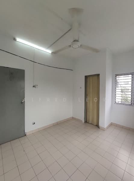 Apartment for Rent at Pangsapuri Mutiara Subang - Alfred Leow - Interior - PropertyGuru.com.my