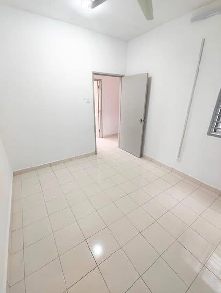 Pangsapuri untuk Dijual di Denai Nusantara Apartment - Jordan . - PropertyGuru.com.my