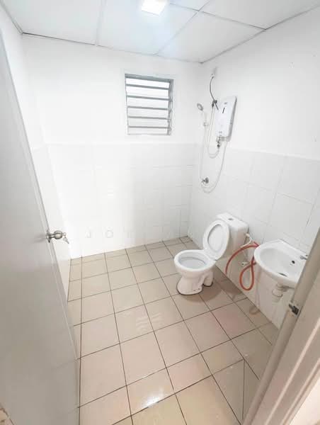 Pangsapuri untuk Dijual di Denai Nusantara Apartment - Jordan . - PropertyGuru.com.my