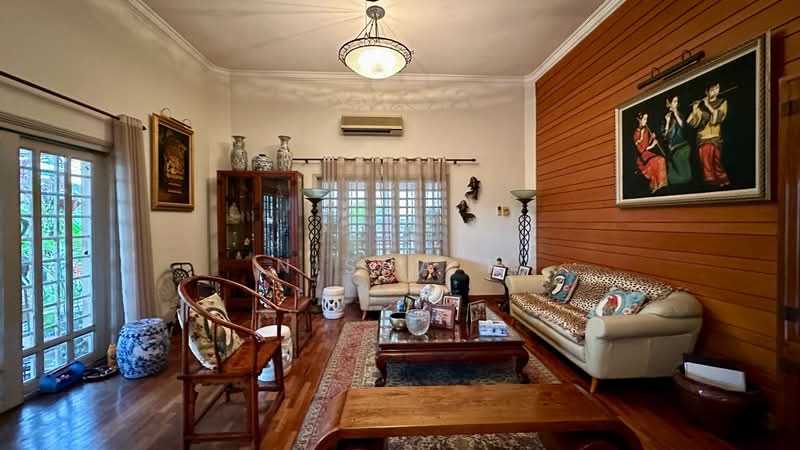 Rumah Banglo untuk Dijual di Bangsar (Kuala Lumpur) - Nisha R - Living Room - PropertyGuru.com.my