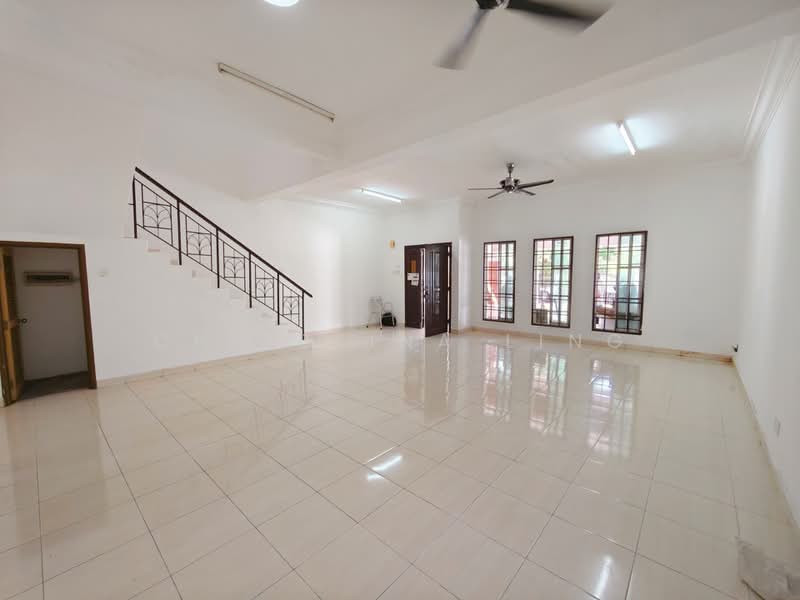 2-storey Terraced House for Sale in Taman Pelangi Indah (Ulu Tiram) - Christina Ling - PropertyGuru.com.my