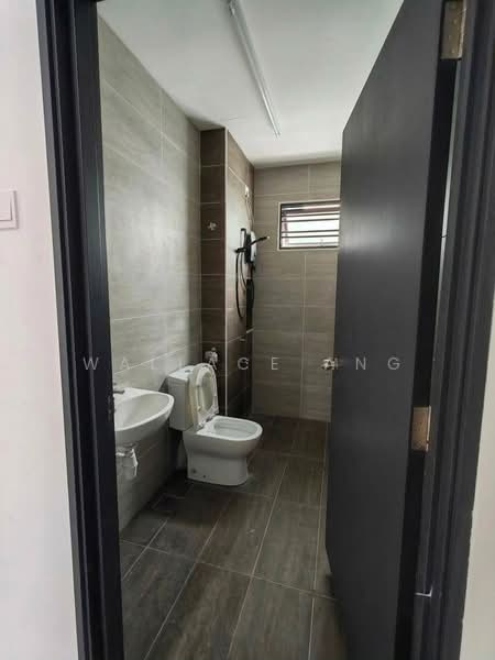 2-storey Terraced House for Rent in Austin (Johor Bahru) - Wallace Ang - Bathroom - PropertyGuru.com.my