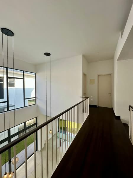 Rumah Berkembar untuk Dijual di Setia Alam (Selangor) - Jess Tee - Corridor - PropertyGuru.com.my