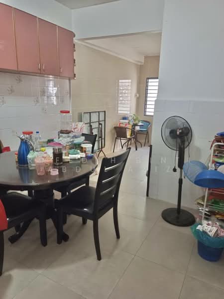 2-storey Terraced House for Sale in Taman Sungai Besi Indah (Seri Kembangan) - Rafedah Binti Abdul Aziz - Dining Room - PropertyGuru.com.my