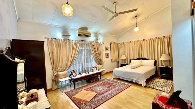 Rumah Banglo untuk Dijual di Bangsar (Kuala Lumpur) - Nisha R - Bedroom - PropertyGuru.com.my