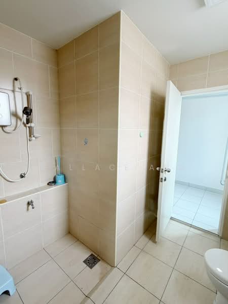 Rumah Teres 2-Tingkat untuk Dijual di Taman Seri Austin (Tebrau) - Wallace Ang - Bathroom - PropertyGuru.com.my