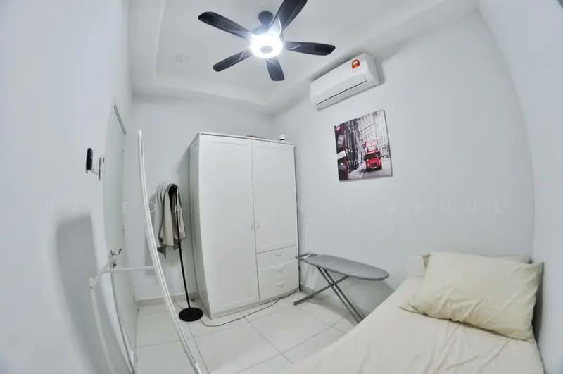 Service Residence for Sale at Sfera Residency - Rafedah Binti Abdul Aziz - Bedroom - PropertyGuru.com.my