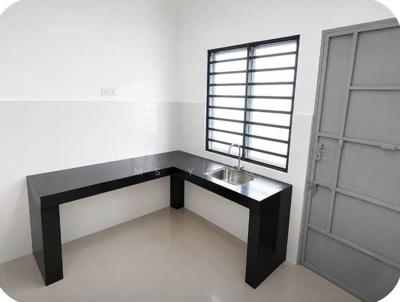 1-storey Terraced House for Sale in Desa Pengkalan Bandaraya (Lahat) - Ms Yong - PropertyGuru.com.my
