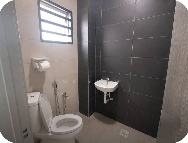 1-storey Terraced House for Sale in Desa Pengkalan Bandaraya (Lahat) - Ms Yong - PropertyGuru.com.my