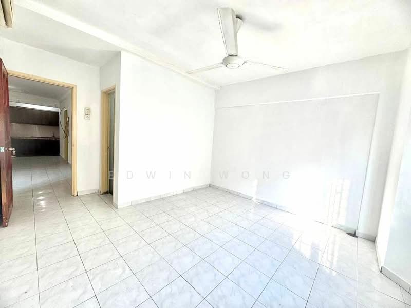 Apartment for Sale at Pangsapuri Subang Suria - Edwin Wong - Interior - PropertyGuru.com.my