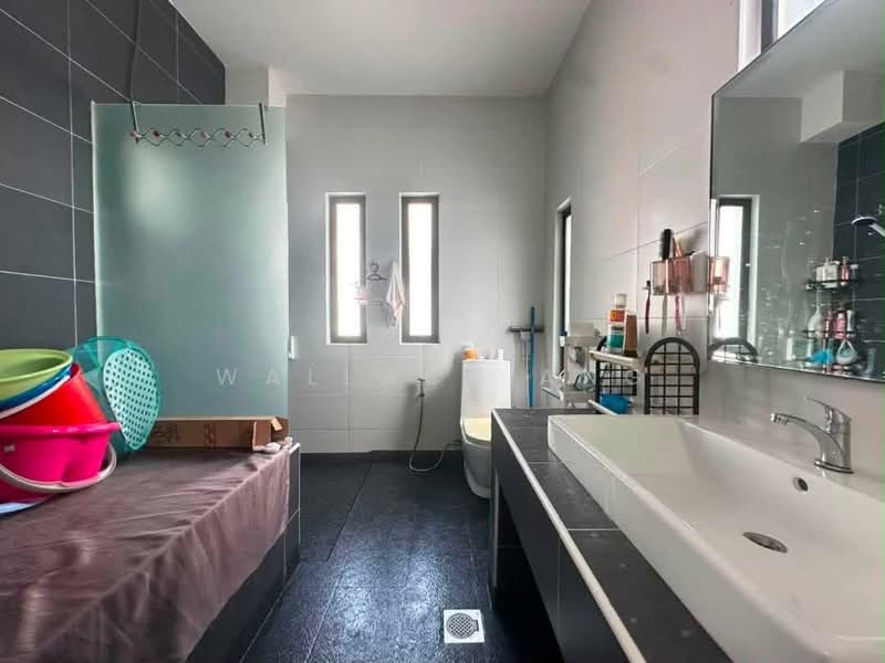Banglo Pautan untuk Dijual di Bukit Indah (Iskandar Puteri (Nusajaya)) - Wallace Ang - Bathroom - PropertyGuru.com.my
