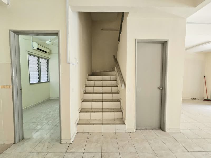 2.5-storey Terraced House for Sale in Bandar Mahkota Cheras (Cheras) - Lewis Tam - Interior - PropertyGuru.com.my