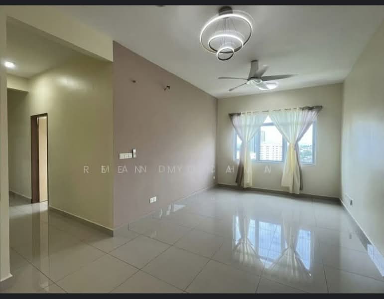 Servis Apartment untuk Disewa di Residensi Nexus Kajang (PR1MA Kajang) - Reen Mohamad - Living Room - PropertyGuru.com.my