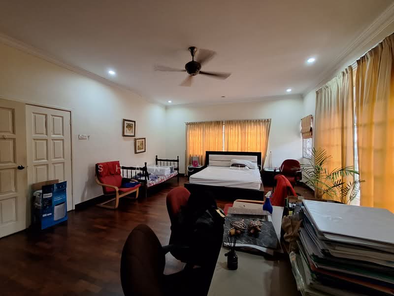 Semi-Detached House for Sale in Bandar Puteri Puchong (Puchong) - Shanice Low - Bedroom - PropertyGuru.com.my