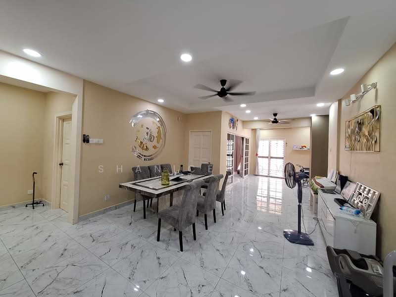 Semi-Detached House for Sale in Bandar Puteri Puchong (Puchong) - Shanice Low - Living Room - PropertyGuru.com.my