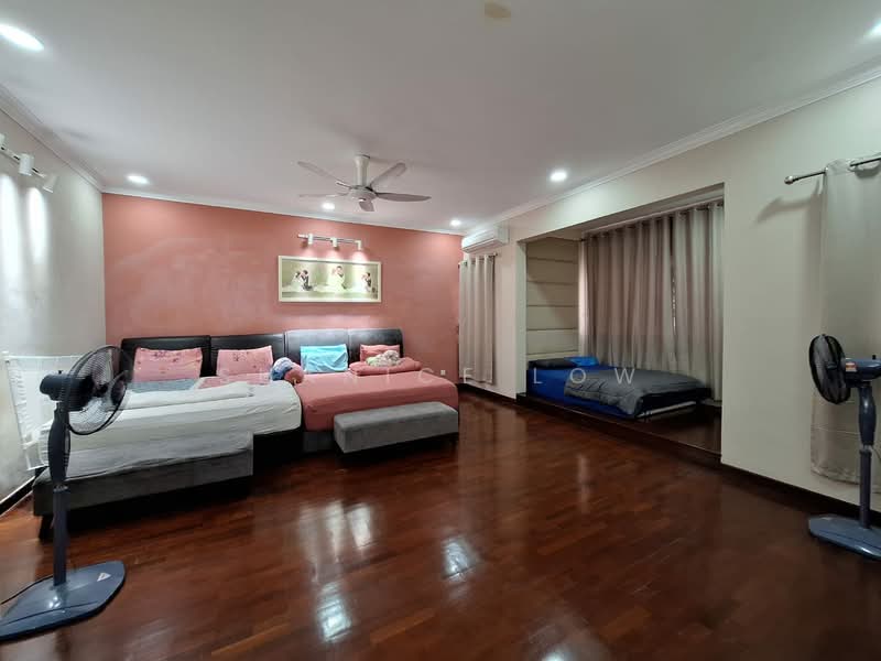 Semi-Detached House for Sale in Bandar Puteri Puchong (Puchong) - Shanice Low - Living Room - PropertyGuru.com.my