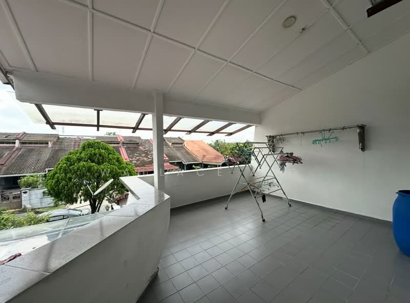 2-storey Terraced House for Sale in Taman Perling (Perling) - Wallace Ang - Balcony - PropertyGuru.com.my