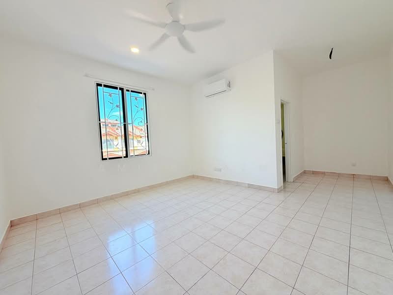 Rumah Teres untuk Dijual di Taman TTDI Jaya (Shah Alam) - Amirah Azmi - PropertyGuru.com.my