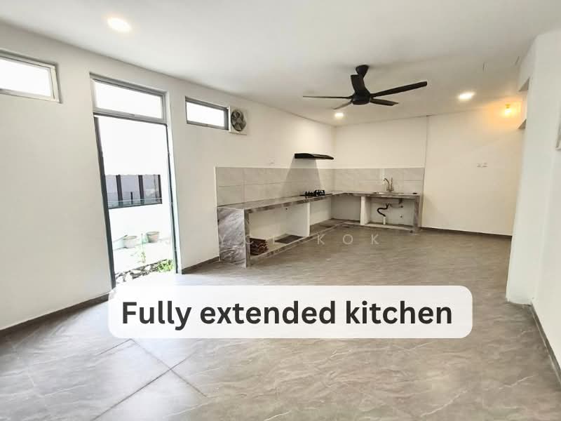 2-storey Terraced House for Sale in Usj 4 (Subang Jaya) - Joyce Kok - Kitchen - PropertyGuru.com.my
