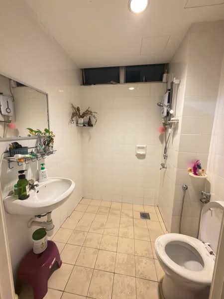 Kondominium untuk Dijual di Plaza Rah - Yanny Siow - Bathroom - PropertyGuru.com.my
