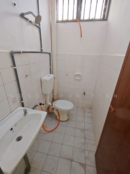 Rumah Teres 2-Tingkat untuk Disewa di Taman Seruling (Sungai Petani) - Wong Chun Yian - Bathroom - PropertyGuru.com.my