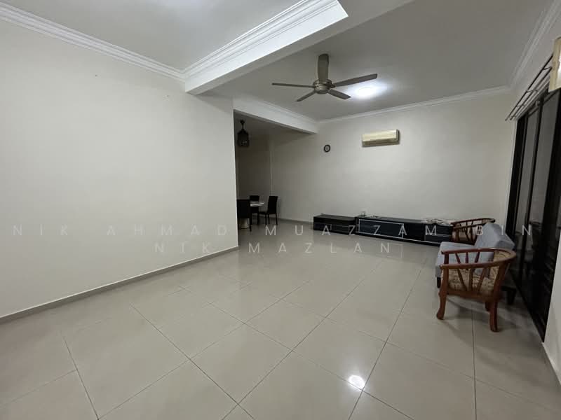 2-storey Terraced House for Rent in Seksyen 7 (Shah Alam) - Nik Ahmad Muazzam Bin Nik Mazlan - Living Room - PropertyGuru.com.my