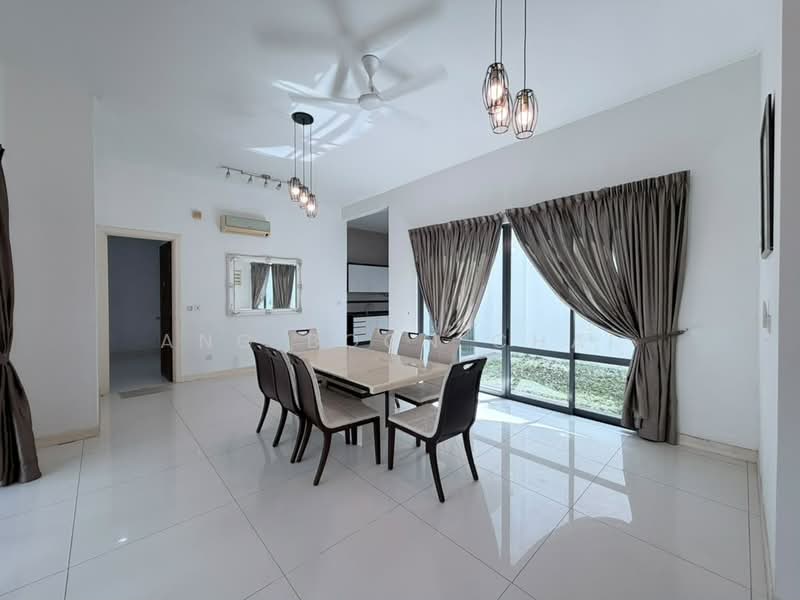 Rumah Berkembar untuk Disewa di East Ledang (Iskandar Puteri (Nusajaya)) - Ang Boon Chai - Dining Room - PropertyGuru.com.my
