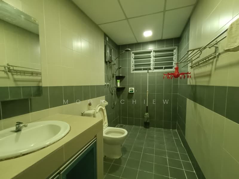 Service Residence for Rent at Koi Kinrara - Moon Chiew - Bathroom - PropertyGuru.com.my