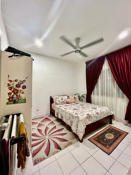 Apartment for Sale at D' Cahaya Apartment - Kai kwang Wan - Bedroom - PropertyGuru.com.my