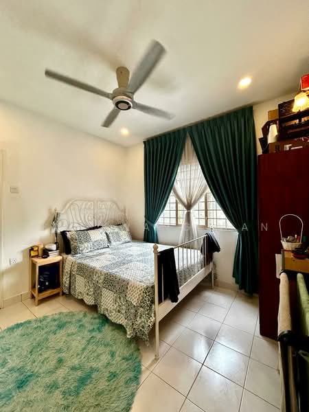 Apartment for Sale at D' Cahaya Apartment - Kai kwang Wan - Bedroom - PropertyGuru.com.my