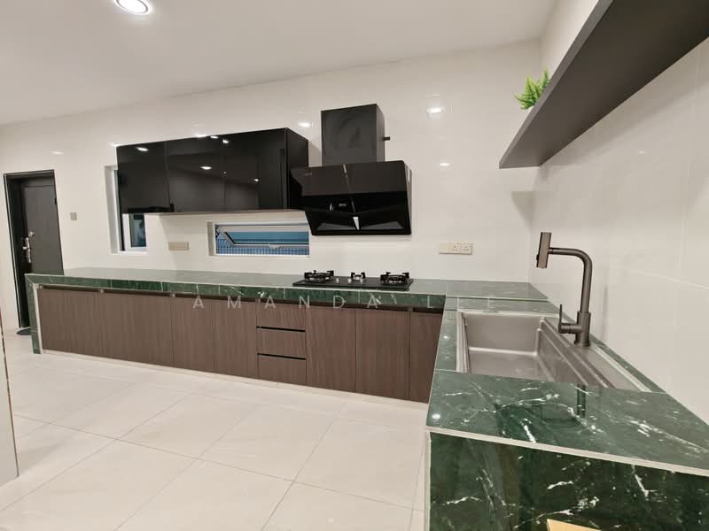 4-storey Terraced House for Sale in Batu 9 (Cheras) - Amanda Lee - PropertyGuru.com.my