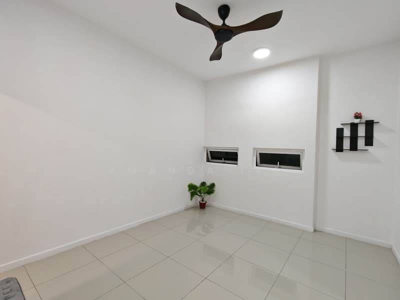 4-storey Terraced House for Sale in Batu 9 (Cheras) - Amanda Lee - PropertyGuru.com.my