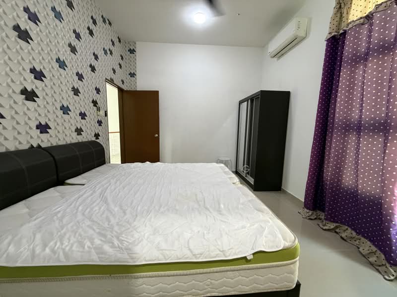 Cluster House for Sale in Austin Heights (Tebrau) - Royz Ng - Bedroom - PropertyGuru.com.my