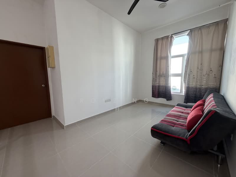 Cluster House for Sale in Austin Heights (Tebrau) - Royz Ng - Living Room - PropertyGuru.com.my