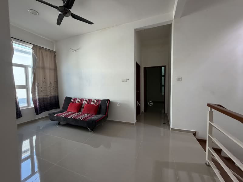 Cluster House for Sale in Austin Heights (Tebrau) - Royz Ng - Living Room - PropertyGuru.com.my