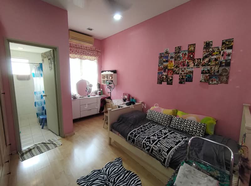 Rumah Teres untuk Dijual di Kota Kemuning (Shah Alam) - J J - Bedroom - PropertyGuru.com.my