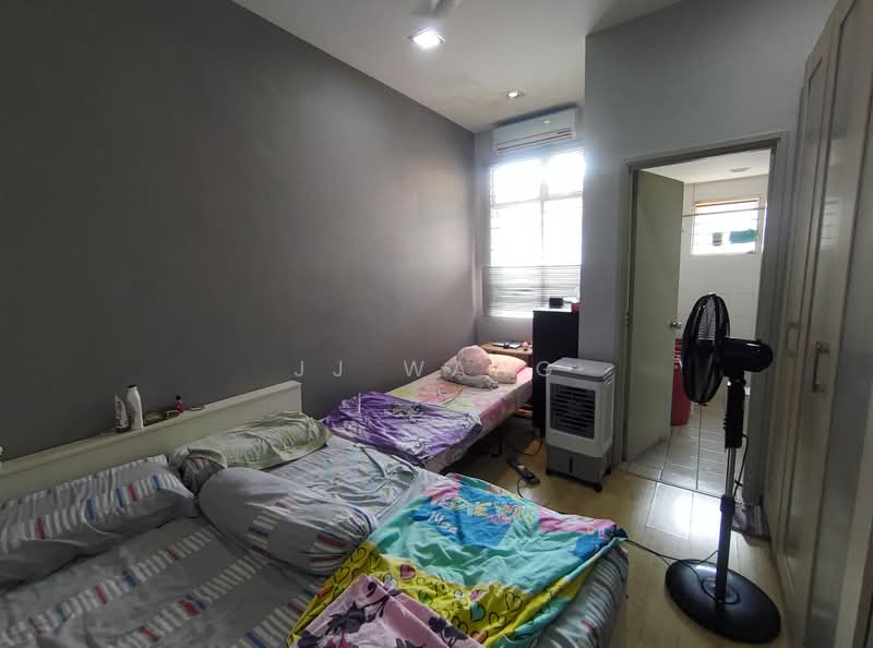 Rumah Teres untuk Dijual di Kota Kemuning (Shah Alam) - J J - PropertyGuru.com.my
