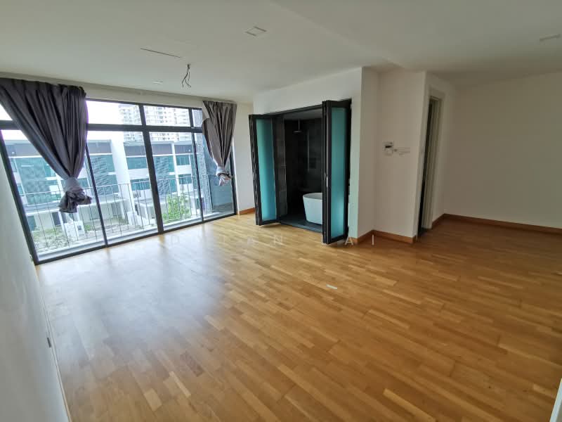 Rumah Teres 3-Tingkat untuk Dijual di Cyber 9 (Cyberjaya) - Dylan Lai - Living Room - PropertyGuru.com.my